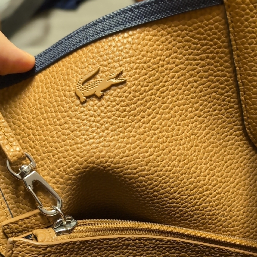 Lacoste Women's Anna Reversible Tote & Pouch - Picture 8 of 10